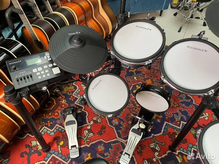 Электронная ударная установка со стулом