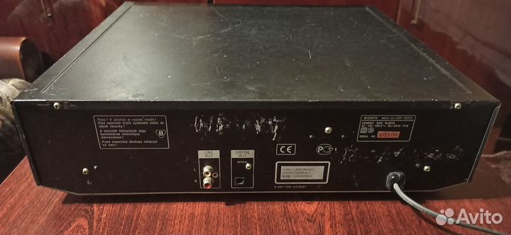Sony CDP-CE215 5CD Changer