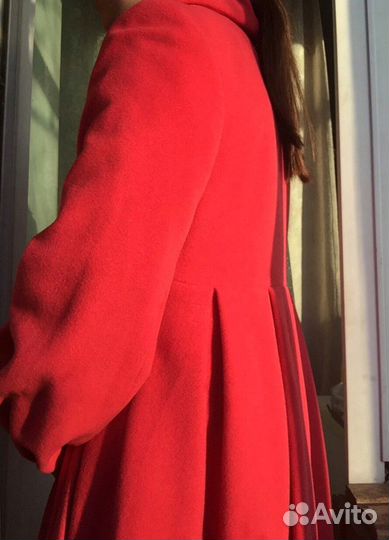 Пальто демисезонное