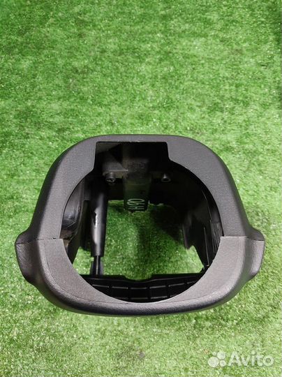 Кожух рулевой колонки (комплект) Mitsubishi Lance