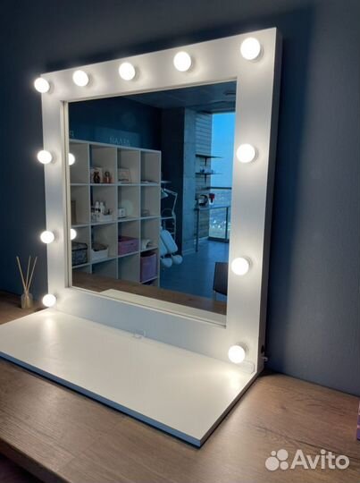 Аренда места бровиста/визажиста