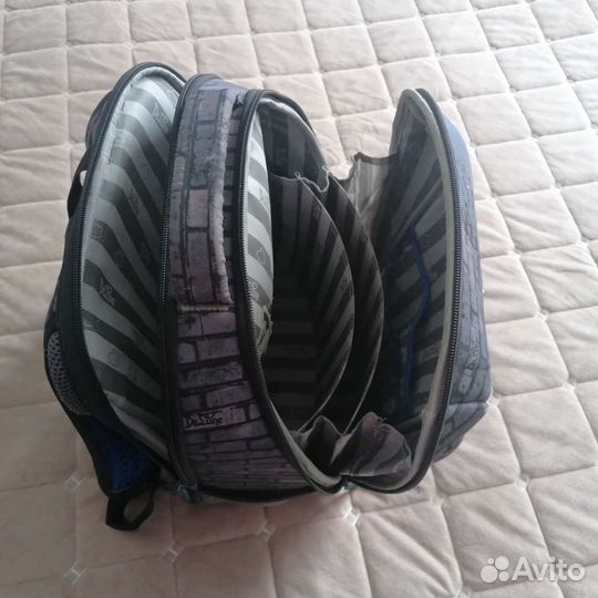 Школьный ранец
