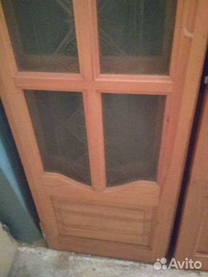 Дверь из массива