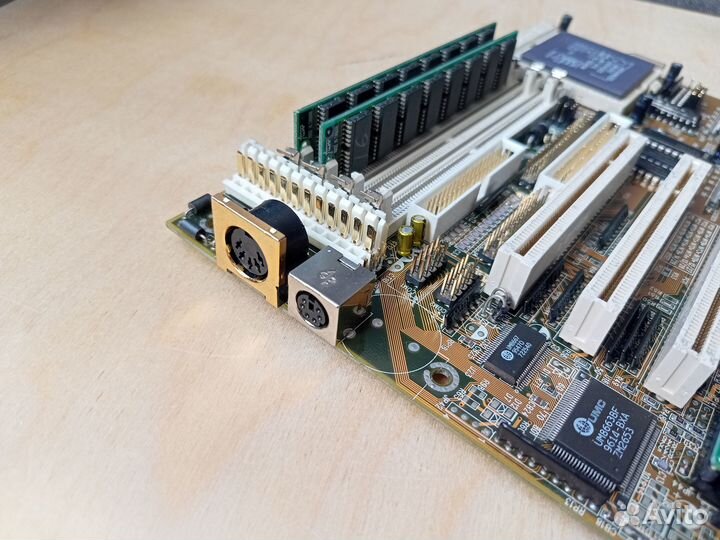 Топповый набор Biostar MB-8433UUD + Am5x86-160MHz