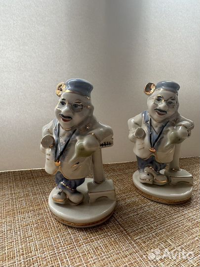 Статуэтка фарфор