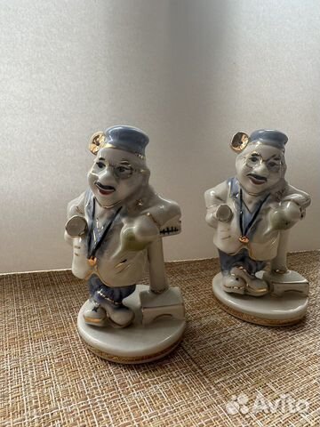 Статуэтка фарфор