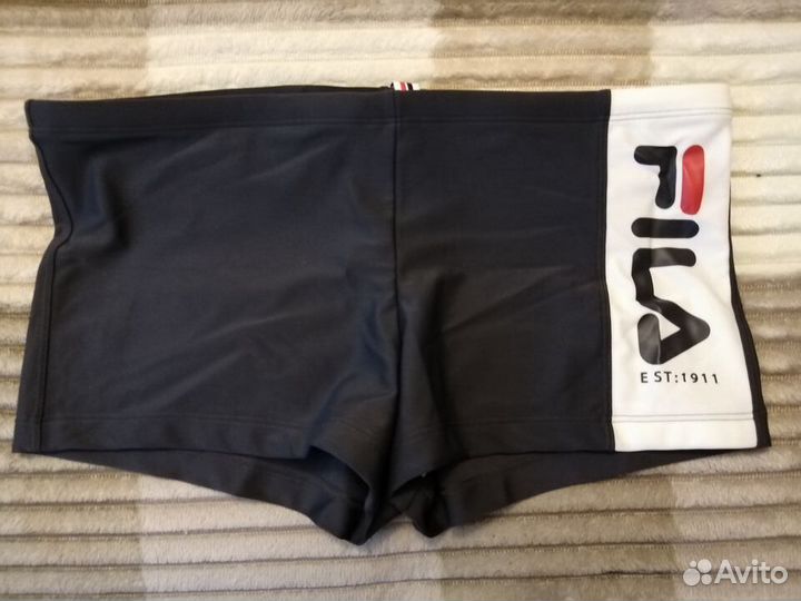Продам новые плавки мужские (подростковые) Fila