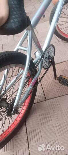 Трюковой велосипед bmx