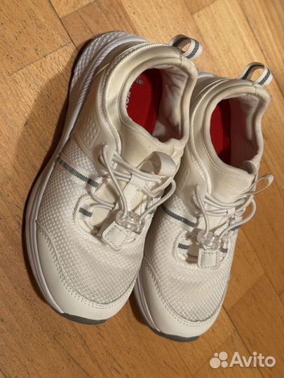 Кроссовки детские