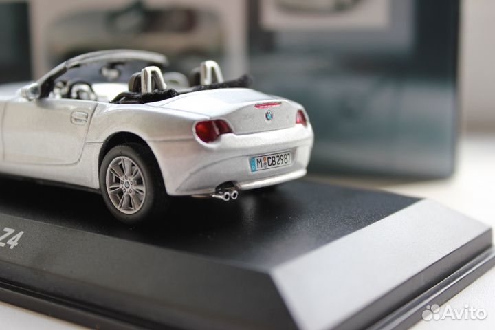 BMW Z4 1:43 Norev