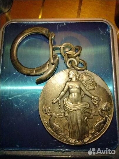 Медаль брелок антиквариат серебро редкость