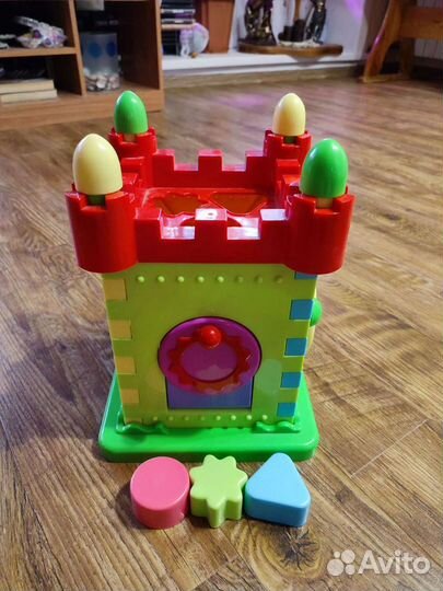 Игрушка Замок