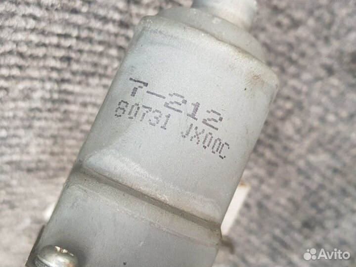 Стеклоподъемник передний левый Nissan Juke HR16DE