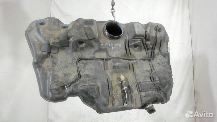 Бак топливный Volvo V70, 2010