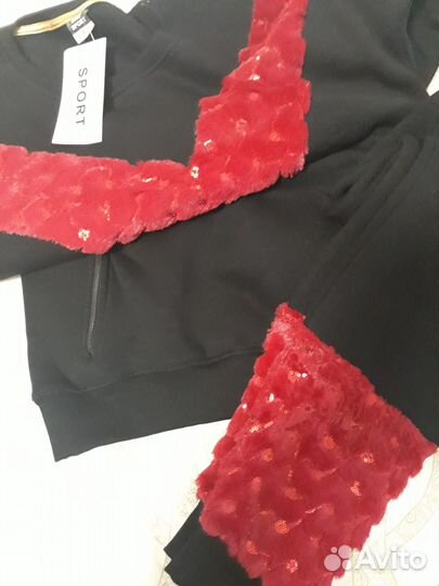 Спортивный костюм