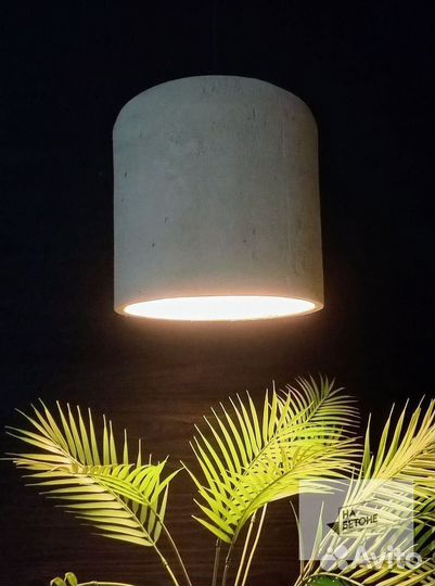 Люстра из бетона