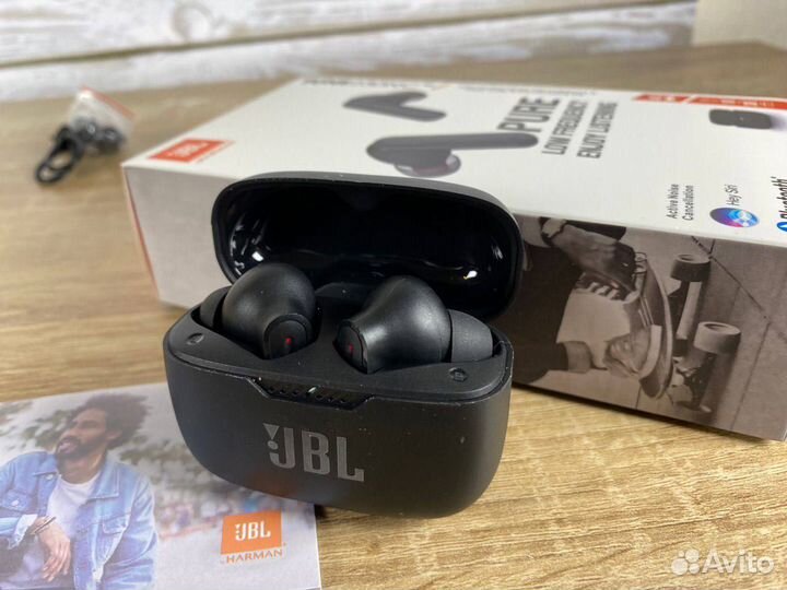 Беспроводные наушники JBL Tune 230NC