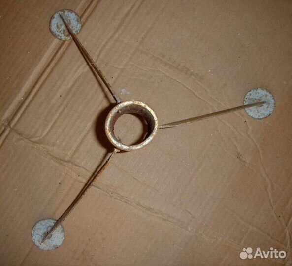 Подставка под елку