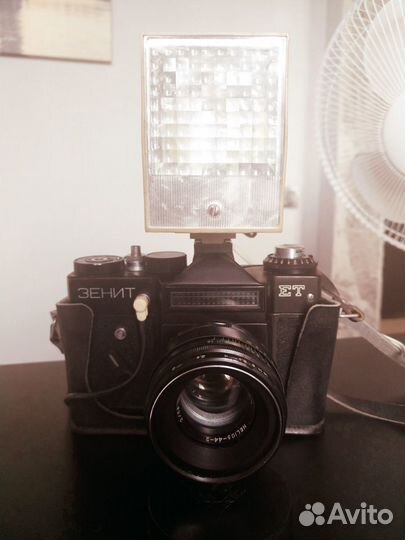 Фотоаппарат. зенит ет 44-2 + вспышка фотон