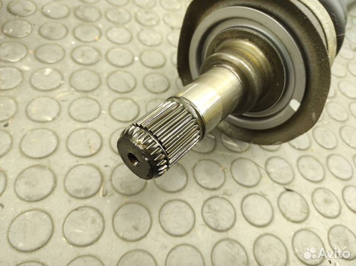 Привод правый Bmw 520I F10 N20B20B 2.0 2011