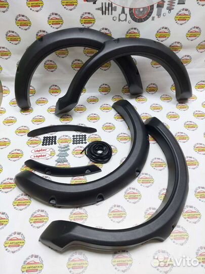 Расширители арок на LADA Niva 2131 Лаптер