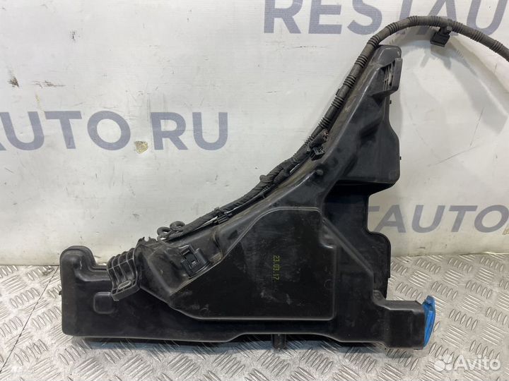 Бачок омывателя Audi A4