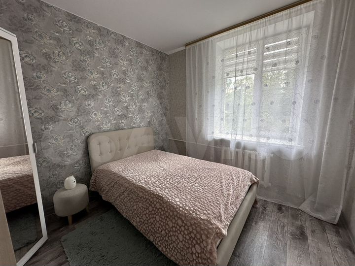 2-к. квартира, 54 м², 3/5 эт.