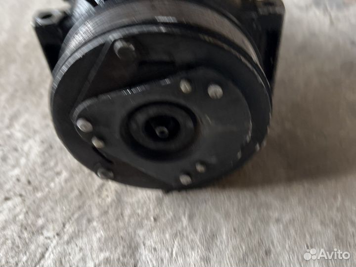 Компрессор кондиционера Opel Vectra B 2.2