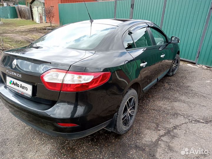 Renault Fluence 1.6 AT, 2011, 180 000 км