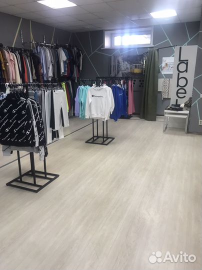 Продам магазин одежды