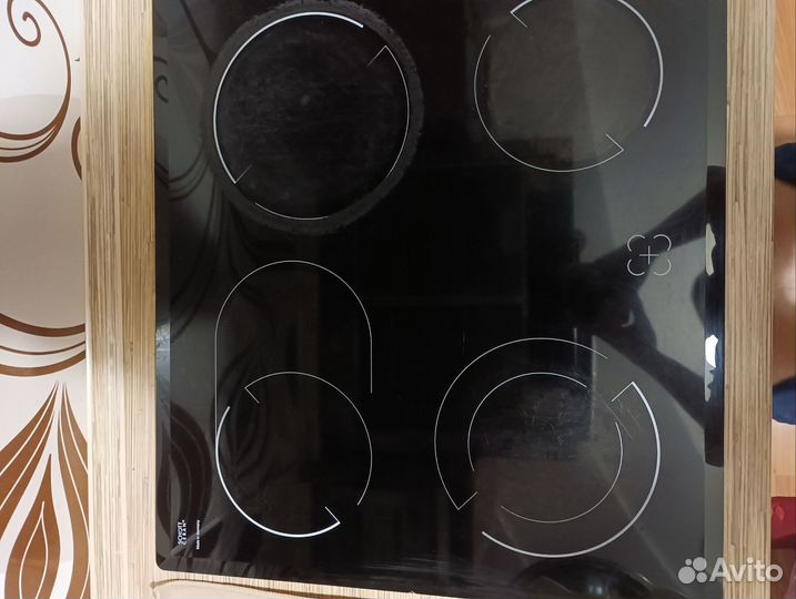 Духовой шкаф с электрической варочной панелью