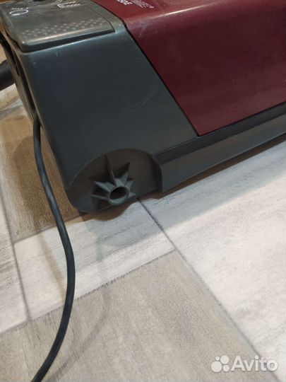 Пылесос Omega Home OH-1250E