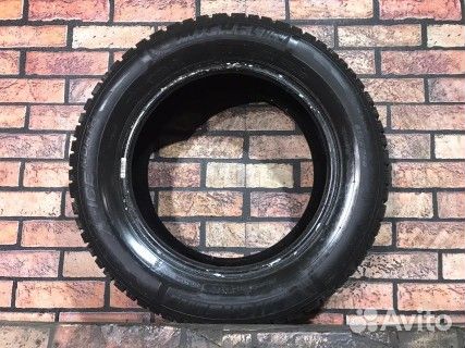 Michelin X-Ice North 3 215/60 R16