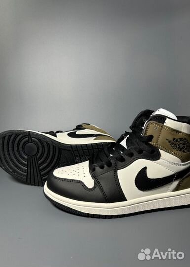 Кроссовки Air Jordan 1 Mocha с мехом