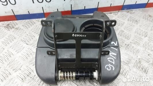 Подлокотник центральный suzuki grand vitara 1 (9DN