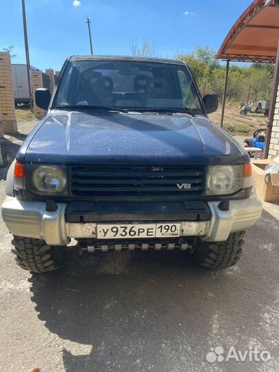 Mitsubishi pajero 2