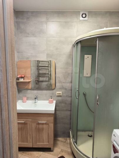 2-к. квартира, 52 м², 2/5 эт.