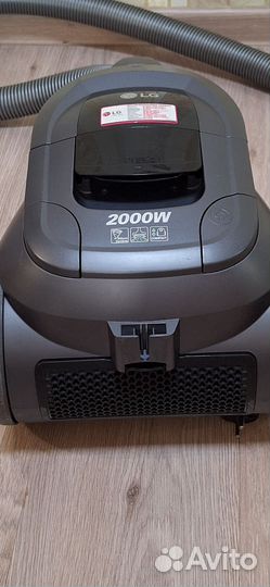 Пылесос LG 2000W