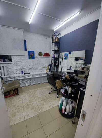 Кабинет парикмахера 2/2. Кресло парикмахера