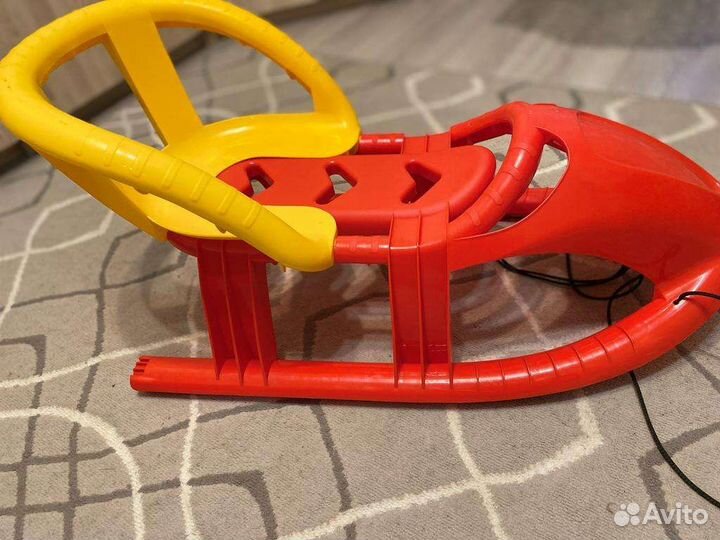 Детские санки пластиковые