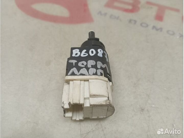 Датчик включения стоп-сигн (лягушка), 253206170R renault duster, 3048679