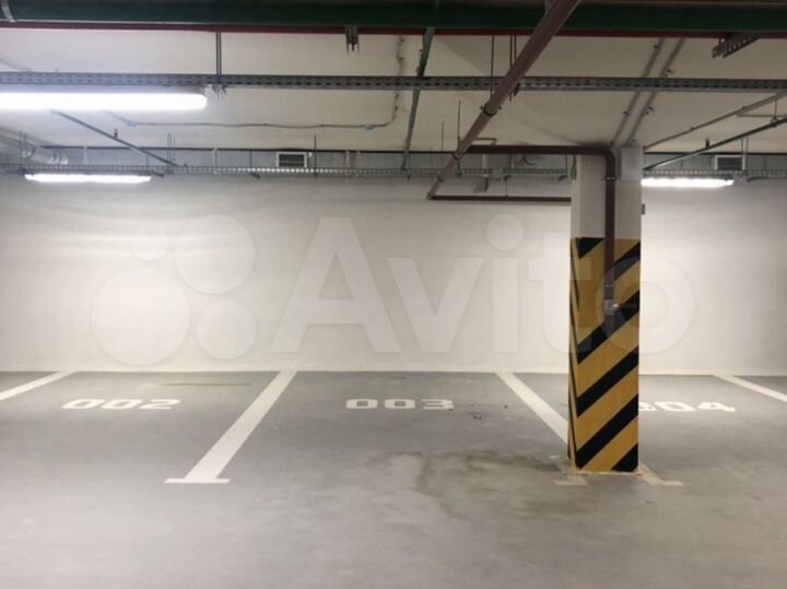 Машиноместо, 14 м²