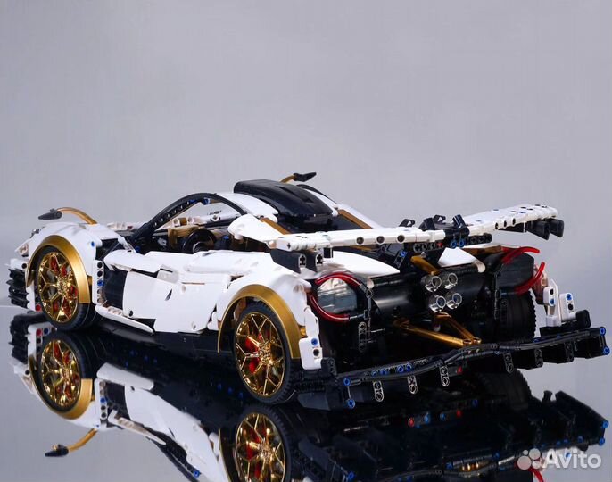 Конструктор Pagani Huayra R 10252 спорткар