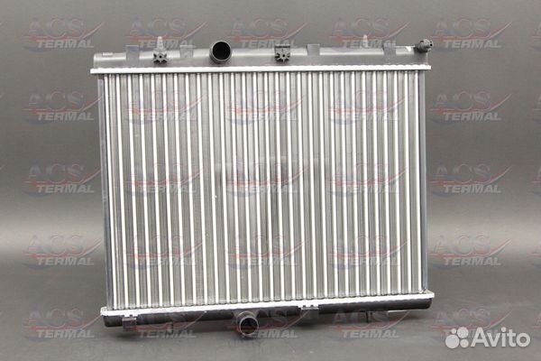 Радиатор охлаждения Ситроен C3 09