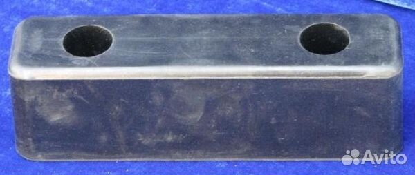 Отбойник прицепа резиновый с двумя отверстиями 20