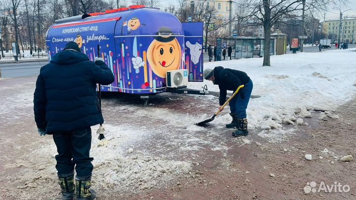 Разнорабочие и Специалисты