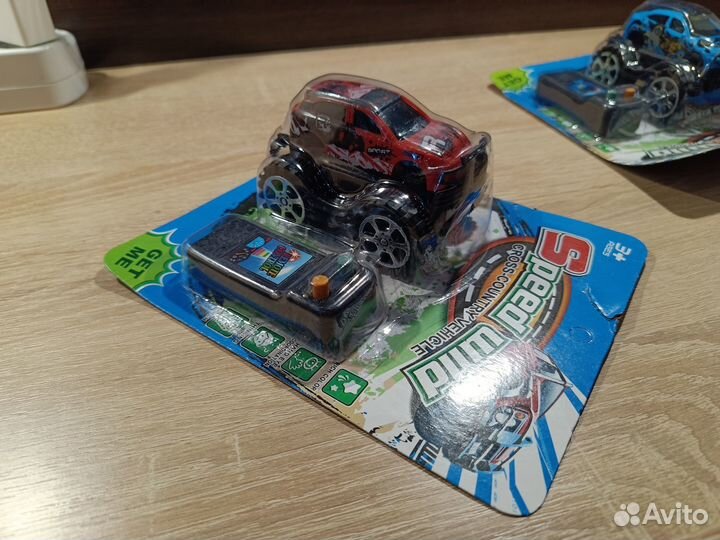 Машинка с пультом на проводе