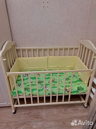 Детская манеж с матрасом