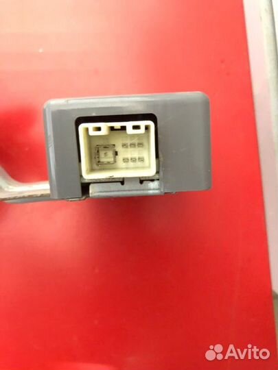 Блок управления дверьми Lexus Ls XF40