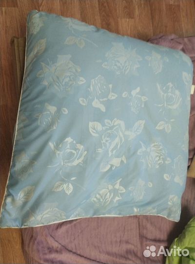 Подушки, холлофайбер и перо